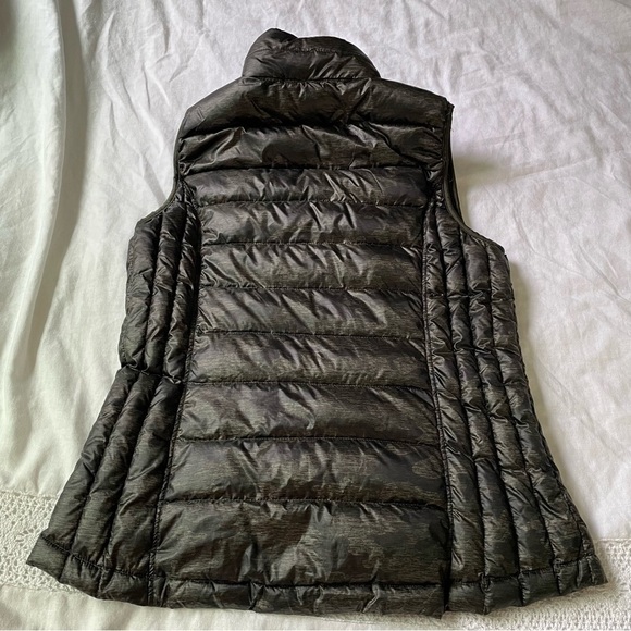 32 Degrees MEDIUM Heat Camo Puffer Vest Black Green - Picture 4 of 5